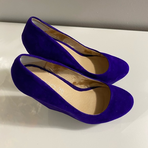 Purple platform heels - Picture 3 of 5
